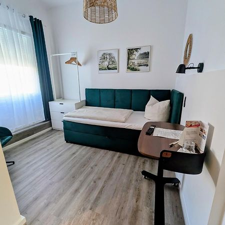 Schaefers Hotel, Self-Check-In, Cafe Und Baecker Am Hotel เวคตา ภายนอก รูปภาพ