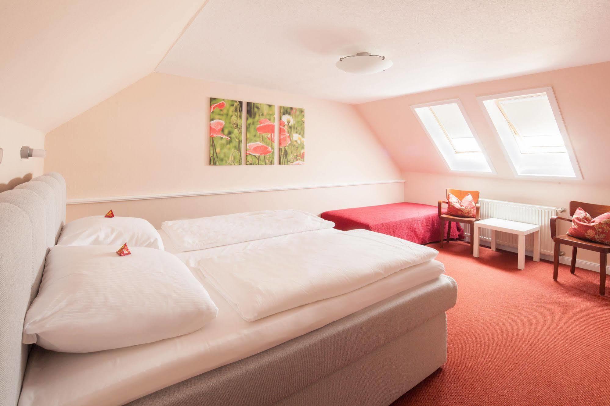 Schaefers Hotel, Self-Check-In, Cafe Und Baecker Am Hotel เวคตา ภายนอก รูปภาพ