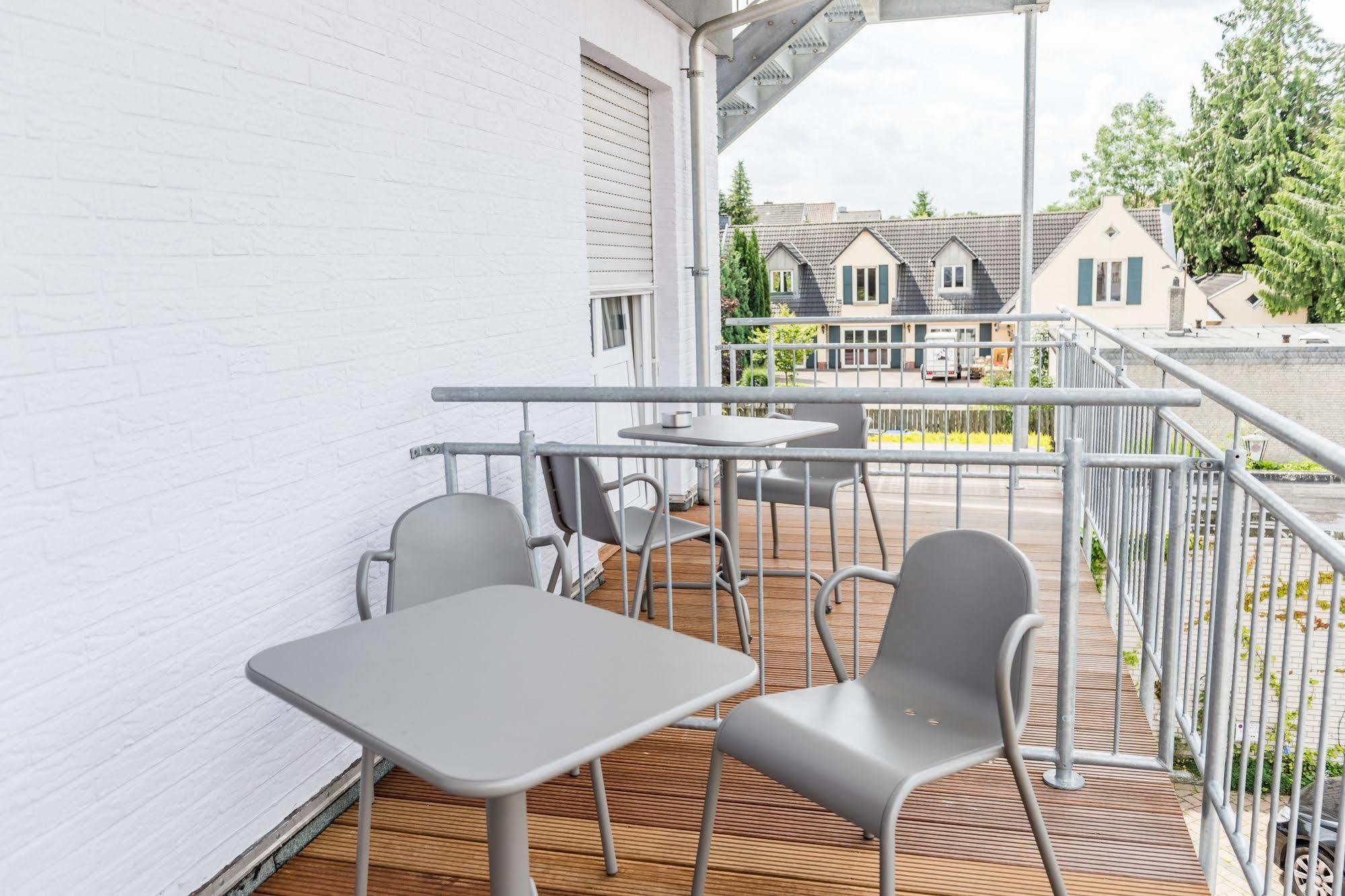 Schaefers Hotel, Self-Check-In, Cafe Und Baecker Am Hotel เวคตา ภายนอก รูปภาพ