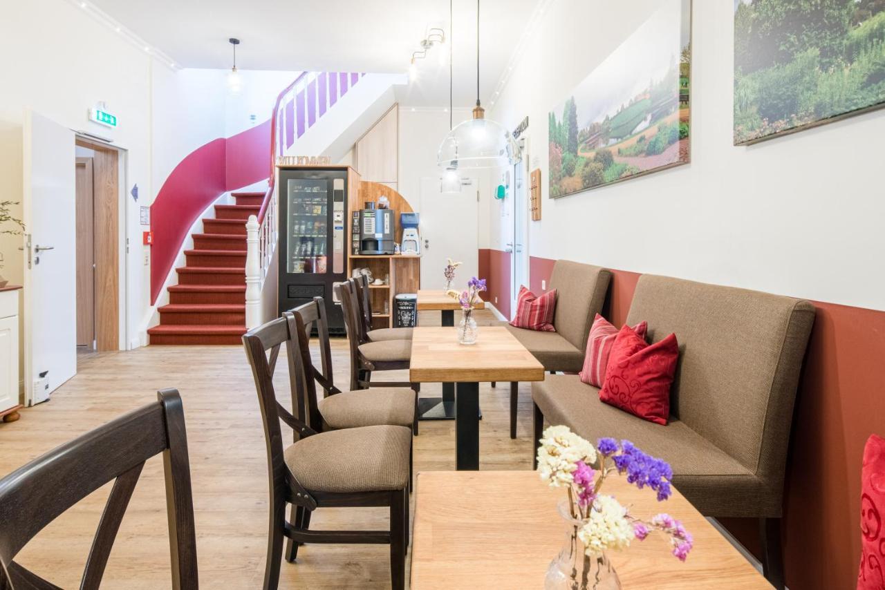Schaefers Hotel, Self-Check-In, Cafe Und Baecker Am Hotel เวคตา ภายนอก รูปภาพ